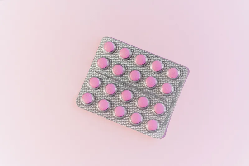 Why the Sugar Pill Keeps Beating the Drug: Placebo Effects and the Math of Pain Trials
